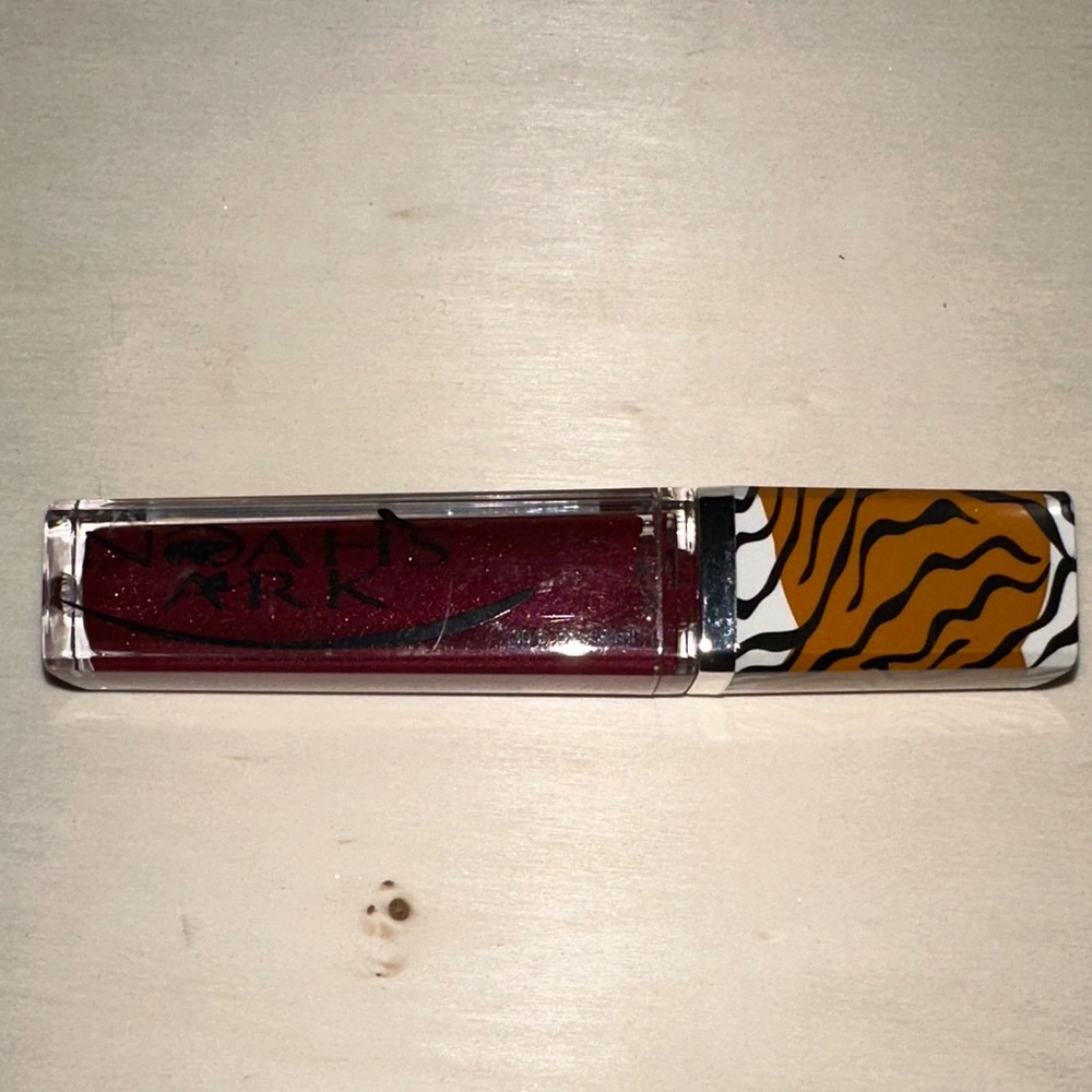 ⭐️5/$15 Noah’s Ark Red Lip Gloss